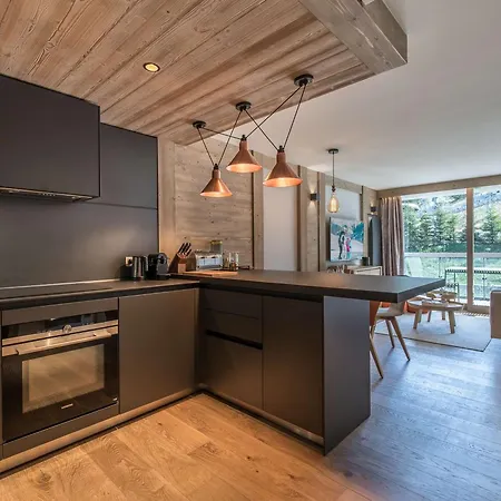 Chaleureux 4 Pers, Centre, A 2 Pas Des Pistes, Parking, Inclus - Fr-1-631-204 * Courchevel